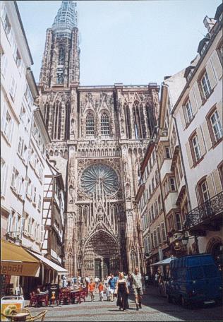 Der Turm des Strasbourger M&uuml;nsters passte nicht ganz aufs Bild.